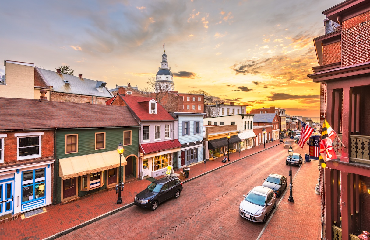 Annapolis, Maryland, USA downtown view over Main Street with the State House at dawn.